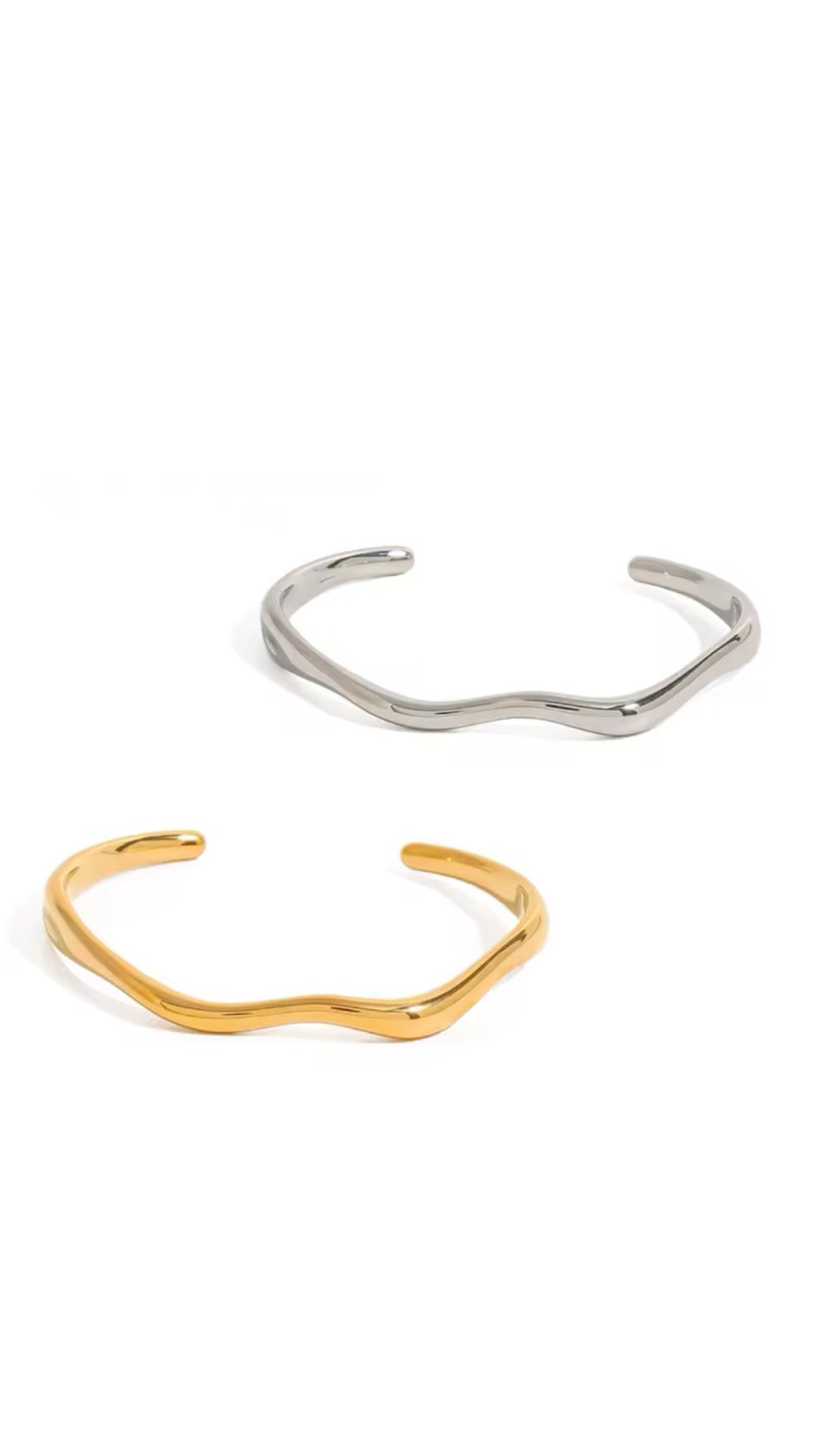 Wavy Bangle