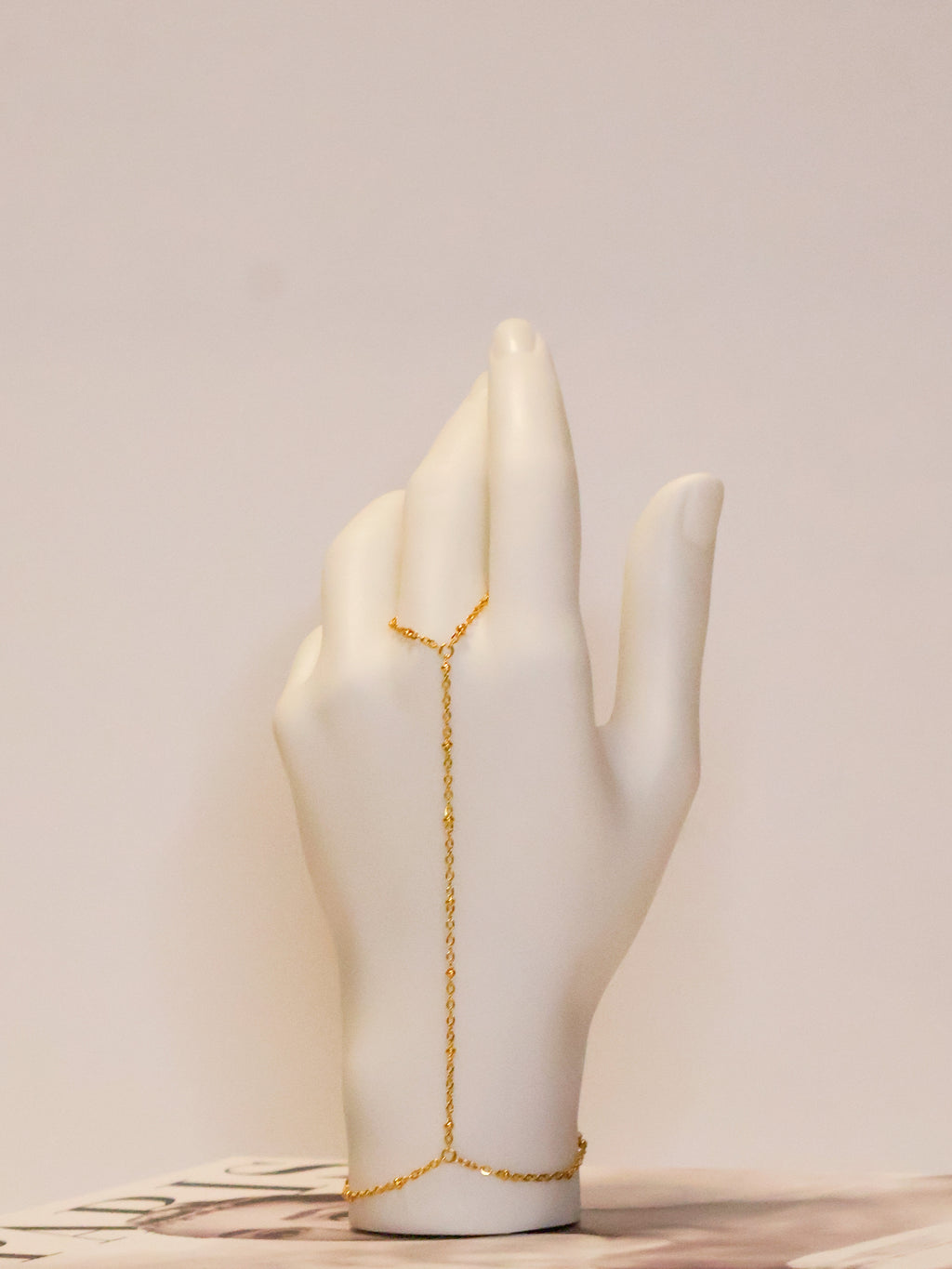 Simple Hand Chain