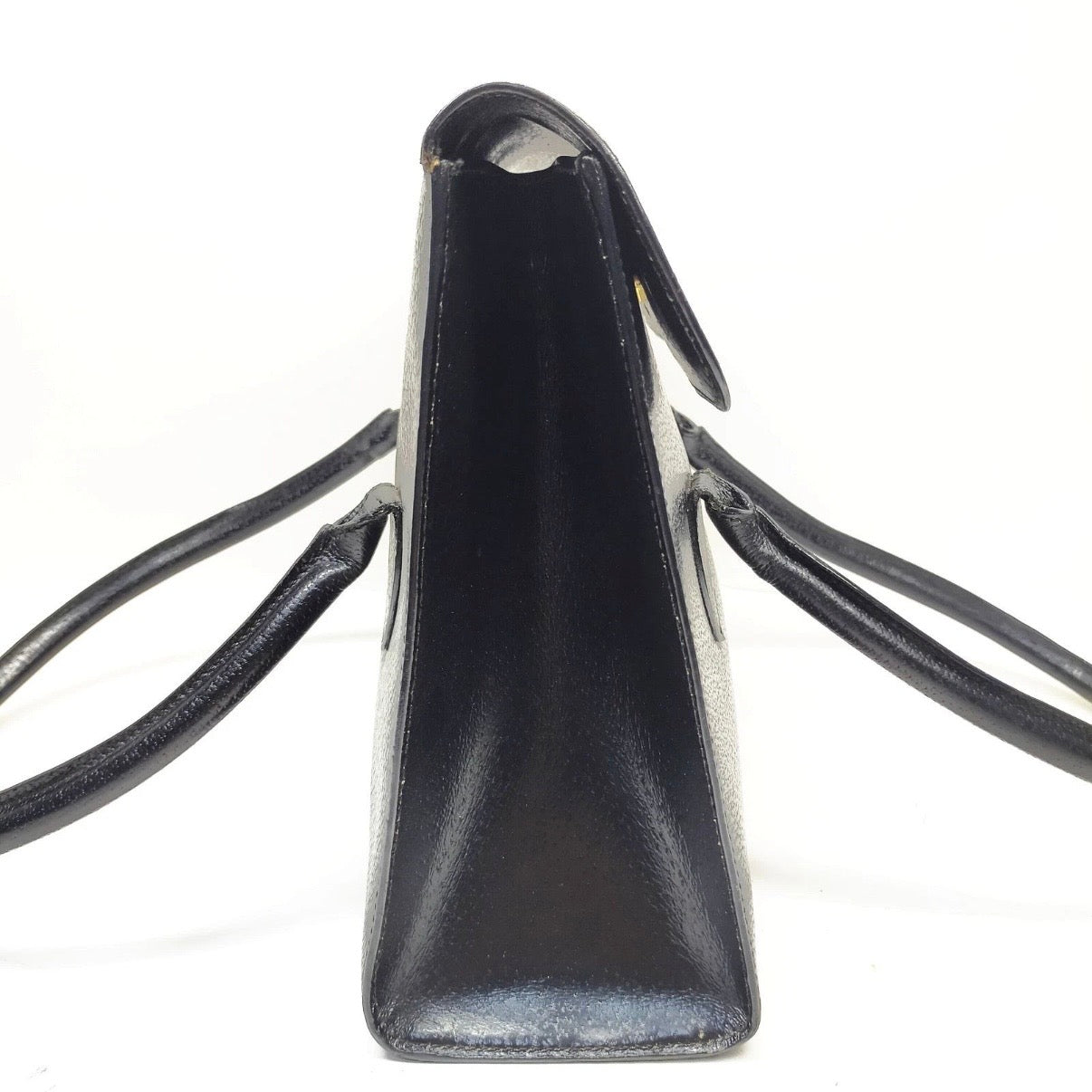 Authentic Vintage Gucci Black Grained Leather Interlocking GG Flap Top Handle Satchel 1980s